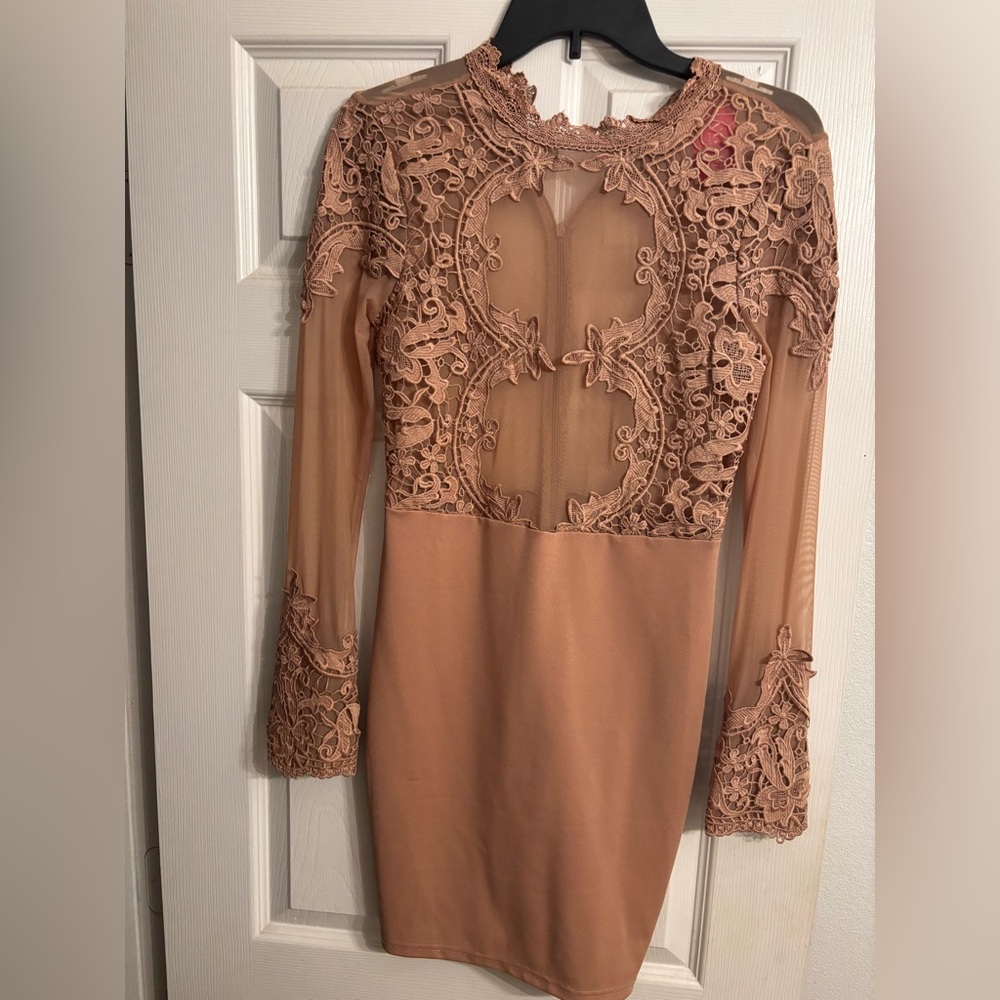 a'gaci Lace Detail Long Sleeve Dress in Tan